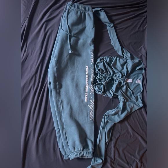 Victoria’s Secret PINK Matching Top & Sweatpants PINK Wellness Club - Picture 5 of 5